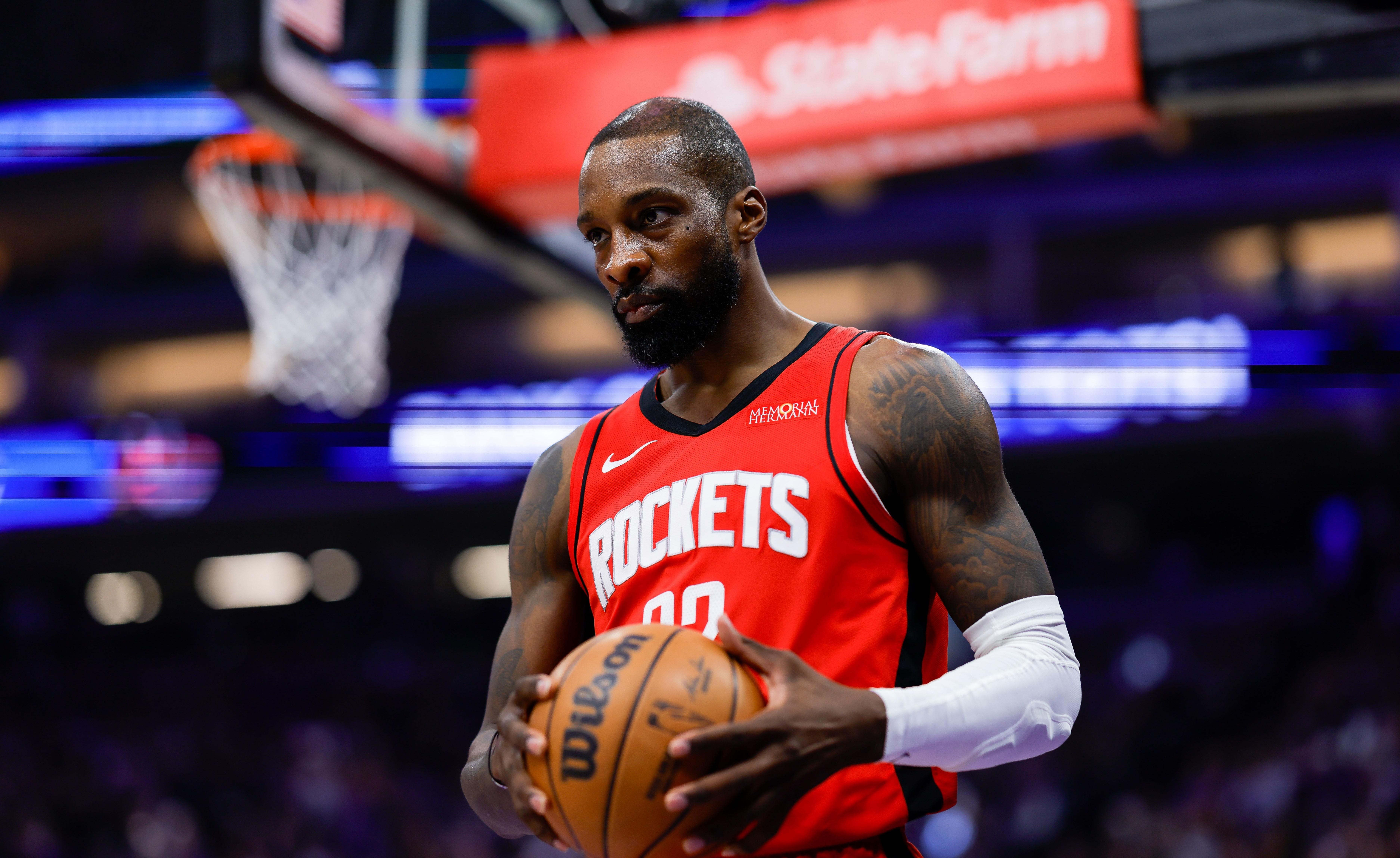 九游-纽约尼克斯训练开放日，转会期官宣签约引欢呼，NBA季后赛在即，球队文化再被提及的简单介绍