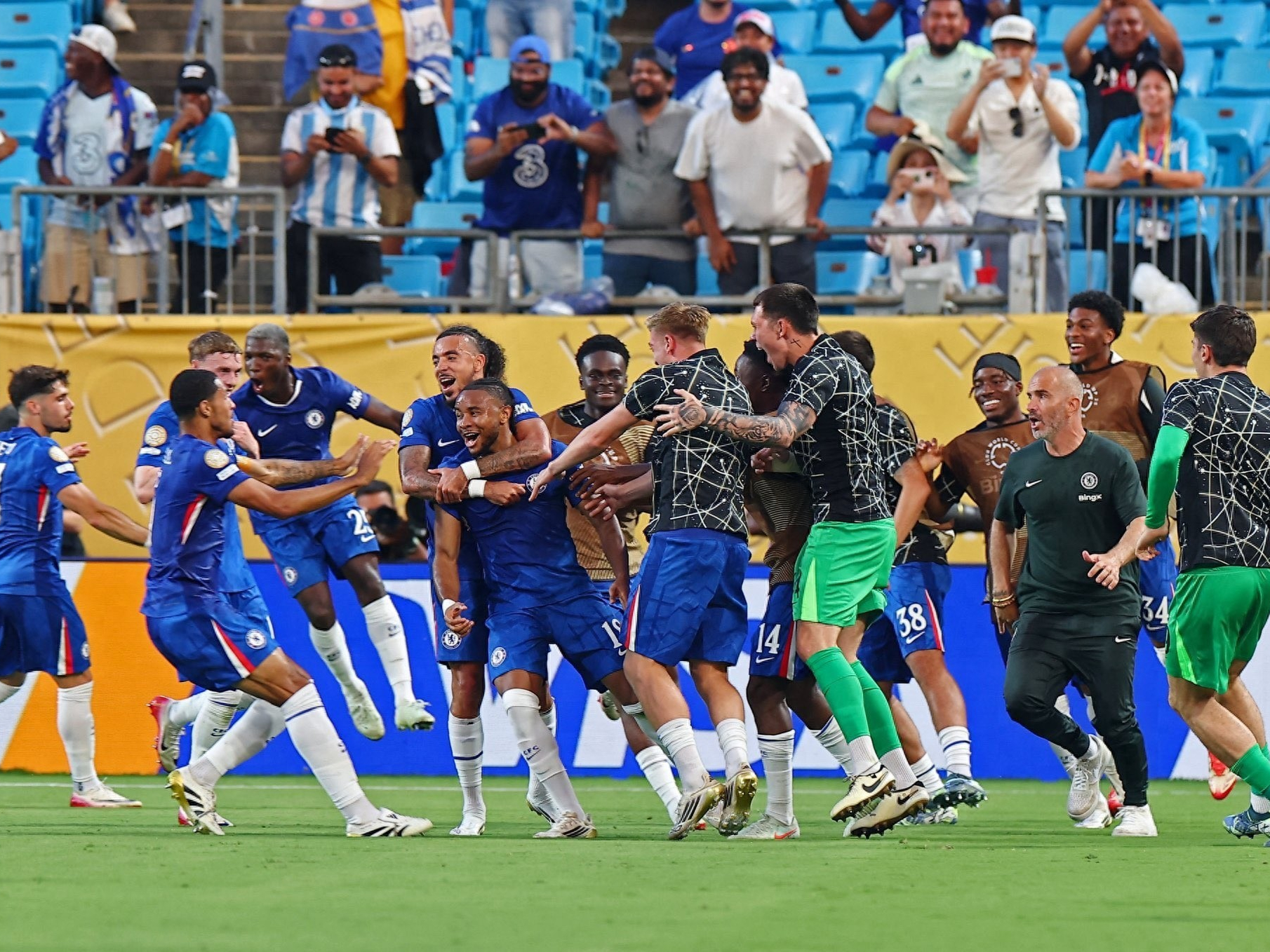 九游娱乐- 战斗陀螺爆裂第二季 