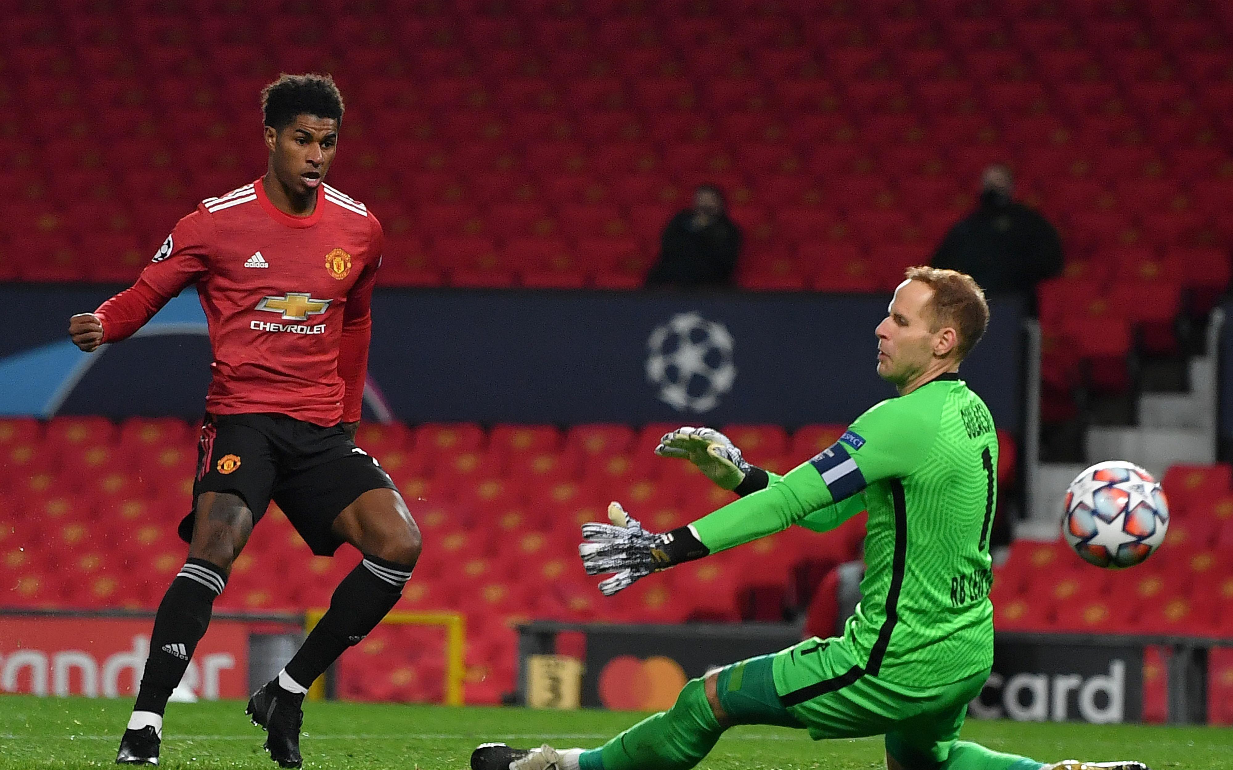 九游娱乐-赛后波尔图主帅复盘——荷甲节点到来，质疑声仍在，身体对抗强度拉满(波尔图绝杀曼联)